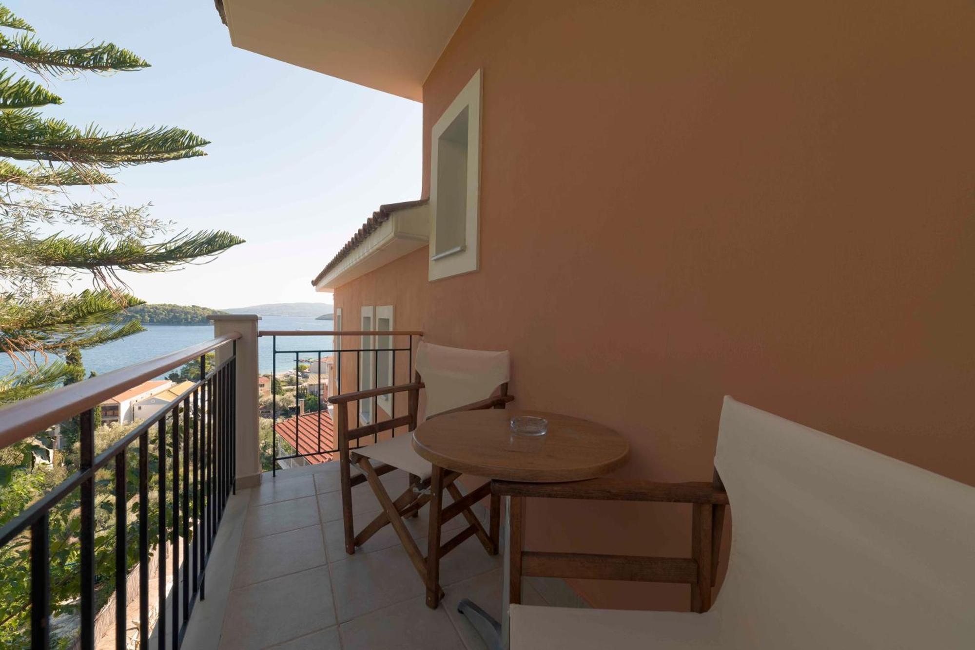 Aparthotel San Lazzaro Nydri  Esterno foto